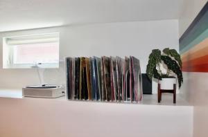 Stunning 60s-70s Retro Apartment