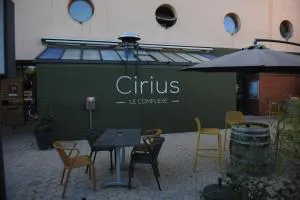 HOTEL RESTAURANT CIRIUS - Échanssieux