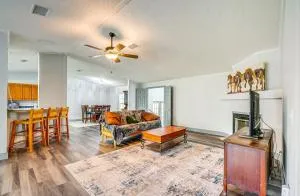 Charming Farmhouse in Morriston with Fenced Yard - Morriston