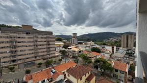 Flat Moderno c Nespresso, Alexa e Internet 600Gb