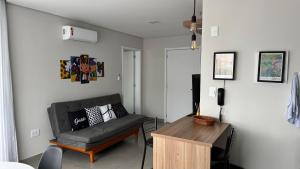 Flat Moderno c Nespresso, Alexa e Internet 600Gb