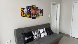 Flat Moderno c Nespresso, Alexa e Internet 600Gb - Lambari