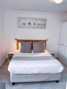 Seapoint escape stylish studio