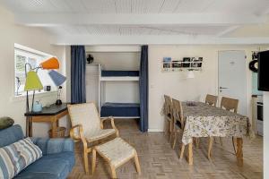 Cozy Holiday Home On Sydbornholm