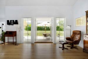 New And Cozy House By The Beach And Forest