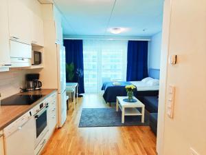 City center brand new studio, parking