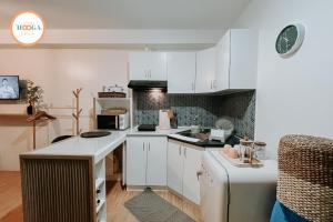 Hooga Home Avida Tower IT PARK