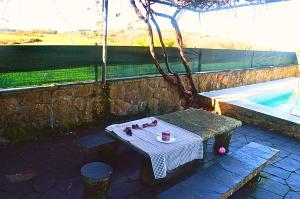 Casa de Invitados con Piscina en Doniños