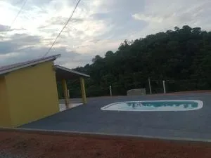 pousada primavera - 皮尼亚尔齐纽