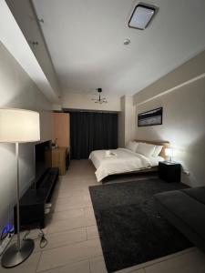 81 Newport Blvd Cluster 5 Unit 4E by Rechelle Nunag