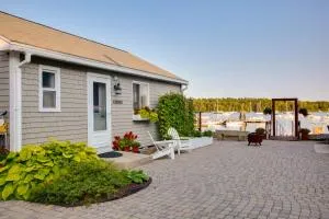 Heron Cottage on Casco Bay with Deck and Boat Dock! - Orrs Island