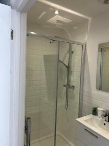 Flat 4 Folkestone Harbour Luxury Apartment