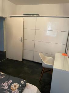 Two Rooms Berlin Neukölln