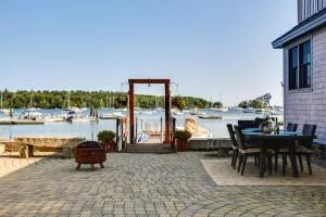 Osprey Cottage South Freeport Home on Casco Bay! - Sebasco Estates