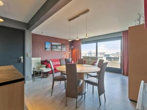Apartment in Blankenberge near Tennis Club