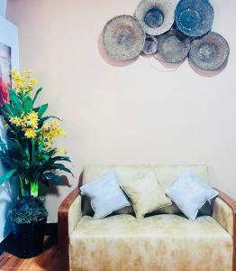 Adelina Classic Matrimonial