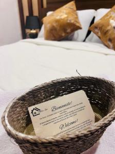 Adelina Classic Matrimonial