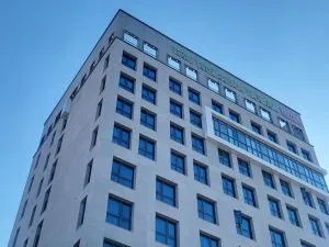 The Western Busan by Stay Neo - Sinjŏn-ni