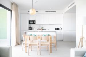 3-Bedroom Oasis Private, Luxe, Scenic, Spacious