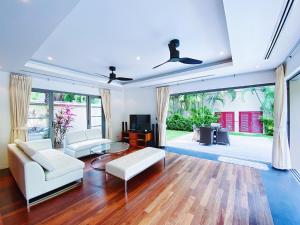 Wonderful 3br 380sqm Pool Villa Walk To Bangtao Beach and Catch club