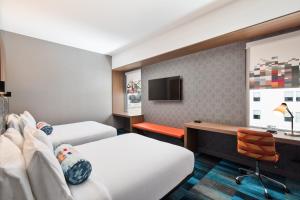 Aloft by Marriott Seattle Sea-Tac Airport