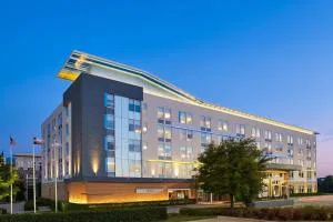 Aloft Hotel Frisco - Lolaville
