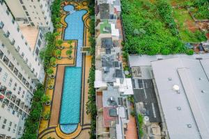 Cozy and Nice 2BR Apartment at Maple Park Sunter By Travelio