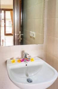 Merthayasa Bungalow 2