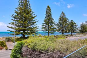Beachfront Great for the Family