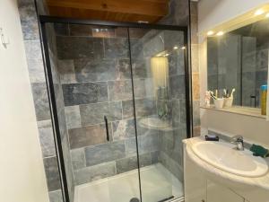 Maisons de vacances Charmante maison de village a Argeles-sur-Mer proche commodites - FR-1-732-92 : photos des chambres