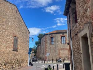 Maisons de vacances Charmante maison de village a Argeles-sur-Mer proche commodites - FR-1-732-92 : photos des chambres