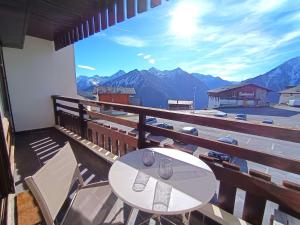 Appartements T2 confortable pour 4 pers avec balcon sud et parking a 1700m d-altitude - FR-1-457-362 : photos des chambres