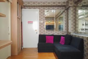 Minimalist and Combine 2BR at Green Pramuka City Apartment By Travelio