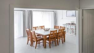 Twin Palms Retreat