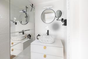 Appartements 2 Pieces terrasse Jacuzzi privatif dans villa a 5 minutes de Sophia Antipolis : Appartement 1 Chambre