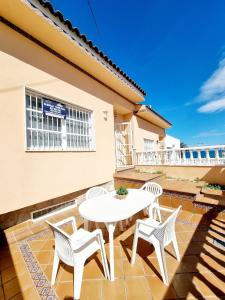 Beachfront Bungalow In La Mata, Torrevieja
