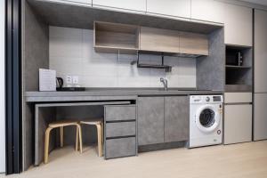 Grand Bleu Hotel & Residence