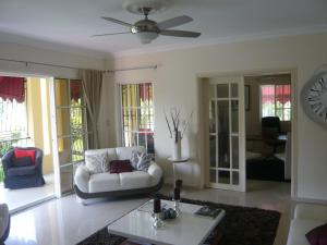 Villa Los Almendros - 2 private pools tennis pickle ball