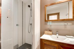 Just Renovated 138m2 On The Seine