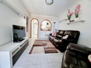 Bungalow near the Salt Lakes of Torrevieja and La Mata and their beaches