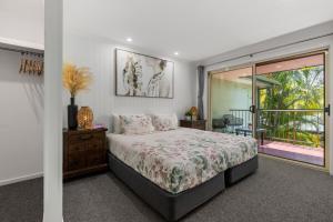 Aanuka Luxury Villa- Walk to Diggers Beach