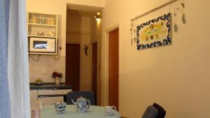 Apartment for two persons with sea view in Trogir near the beach