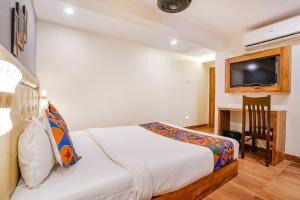 FabHotel Grand Prime - Nr Nesco Exhibition Centre