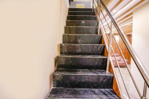 FabHotel Grand Prime - Nr Nesco Exhibition Centre