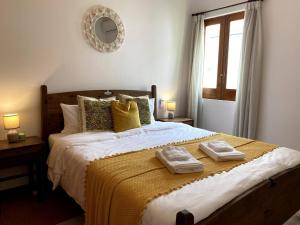 Casa Martinho Cozy Retreat in the Heart of Ponta Delgada