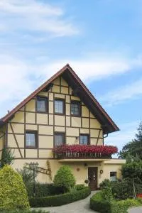 Landhotel Biberburg - 艾斯特维达