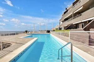 Costa Isora Frontline Pool