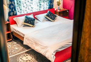 Grand Aurora Retreat