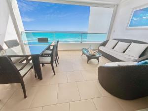 707 Marbella 2bedroom Beachfrom Apt