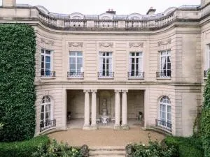 Château du Prieuré Évecquemont - 莱米罗